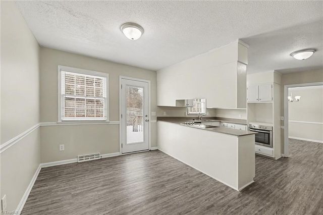 1408 Sweetbriar Court, High Point, NC 27262