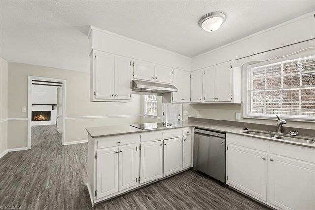 1408 Sweetbriar Court, High Point, NC 27262