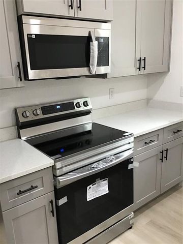 6889 SE 23 AVENUE, Ocala, FL 34480
