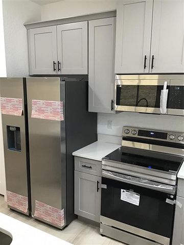 6889 SE 23 AVENUE, Ocala, FL 34480