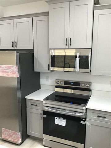 6889 SE 23 AVENUE, Ocala, FL 34480