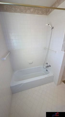 5136 Spaulding Street, Omaha, NE 68104