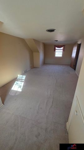 5136 Spaulding Street, Omaha, NE 68104