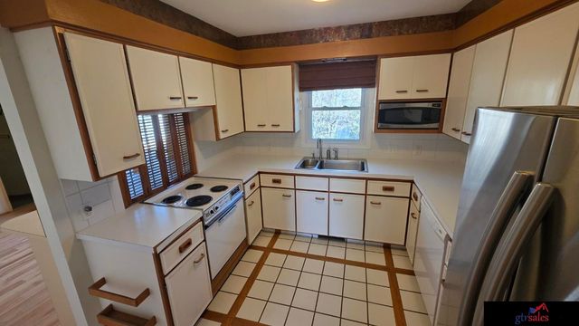 5136 Spaulding Street, Omaha, NE 68104