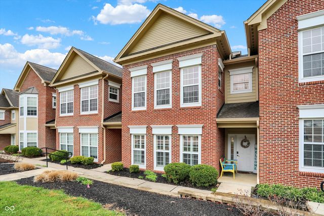 1598 Lacebark Drive UNIT C, Greenwood, IN 46143