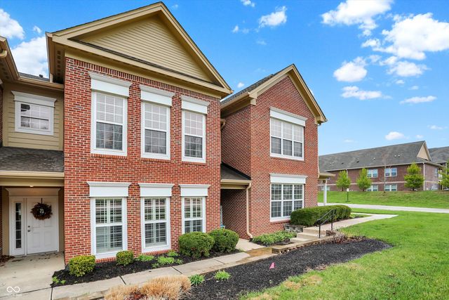 1598 Lacebark Drive UNIT C, Greenwood, IN 46143