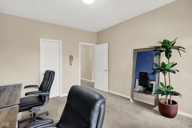 1598 Lacebark Drive UNIT C, Greenwood, IN 46143