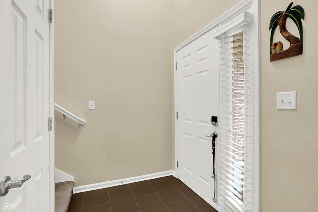 1598 Lacebark Drive UNIT C, Greenwood, IN 46143