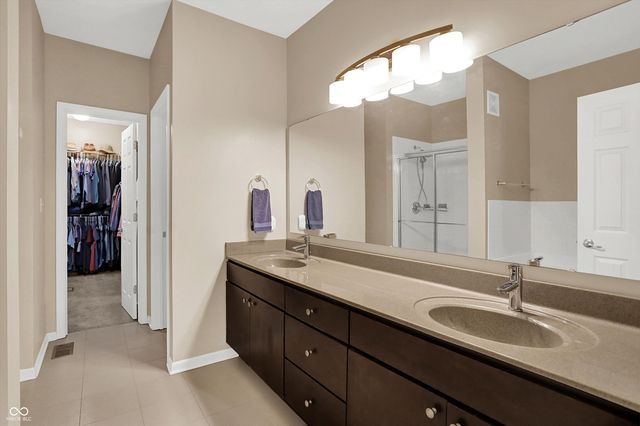 1598 Lacebark Drive UNIT C, Greenwood, IN 46143