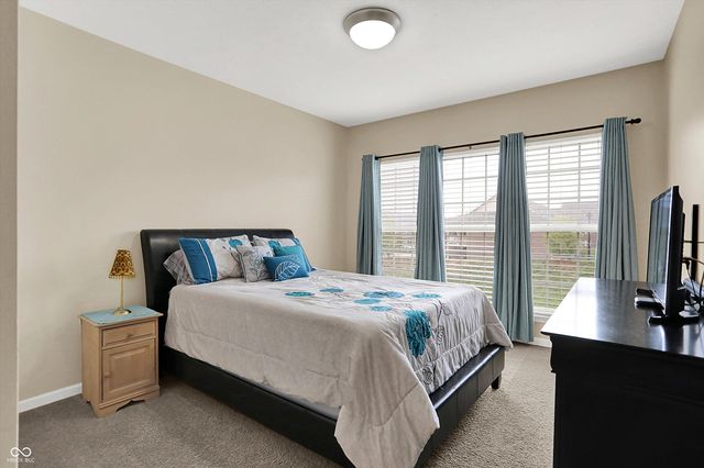 1598 Lacebark Drive UNIT C, Greenwood, IN 46143