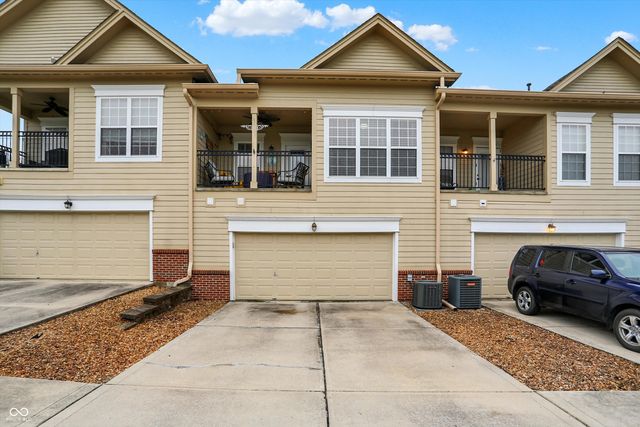 1598 Lacebark Drive UNIT C, Greenwood, IN 46143
