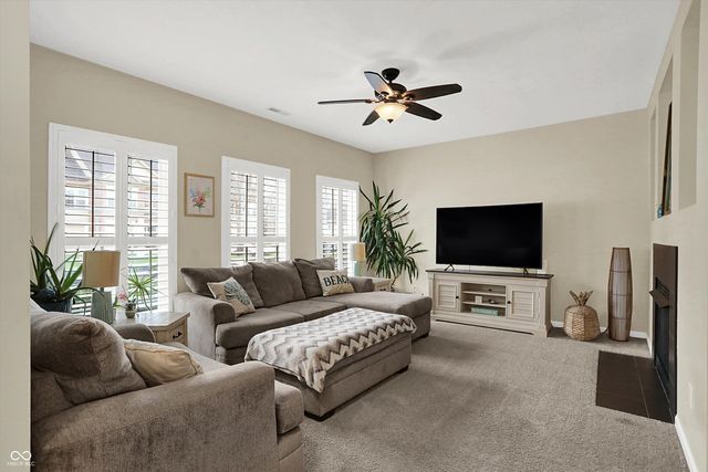 1598 Lacebark Drive UNIT C, Greenwood, IN 46143