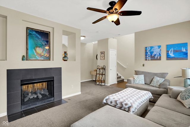 1598 Lacebark Drive UNIT C, Greenwood, IN 46143