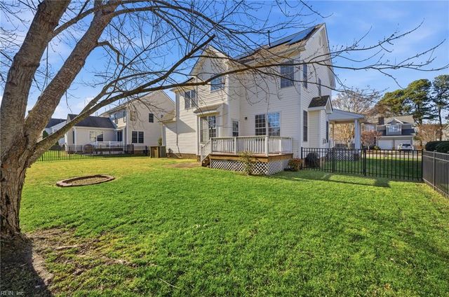 13218 Harbor DR, Carrollton, VA 23314