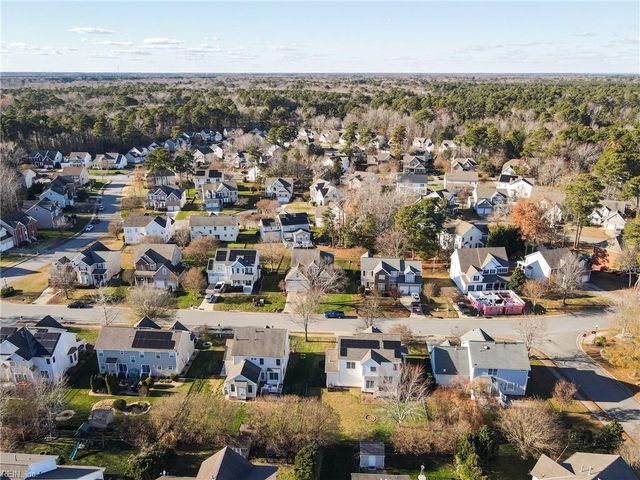 13218 Harbor DR, Carrollton, VA 23314