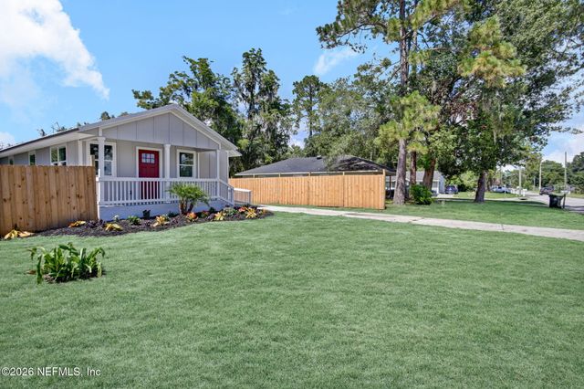 1204 NORTH Street, Green Cove Springs, FL 32043