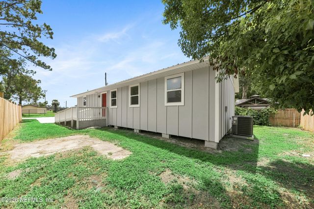 1204 NORTH Street, Green Cove Springs, FL 32043