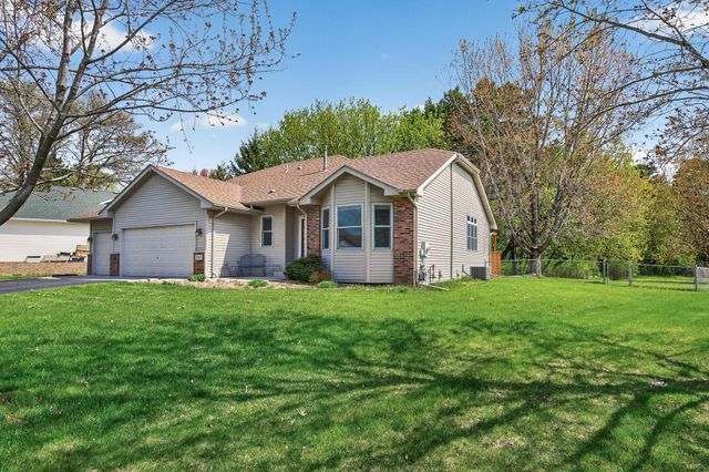 25955 Glen Oak Drive, Wyoming, MN 55092