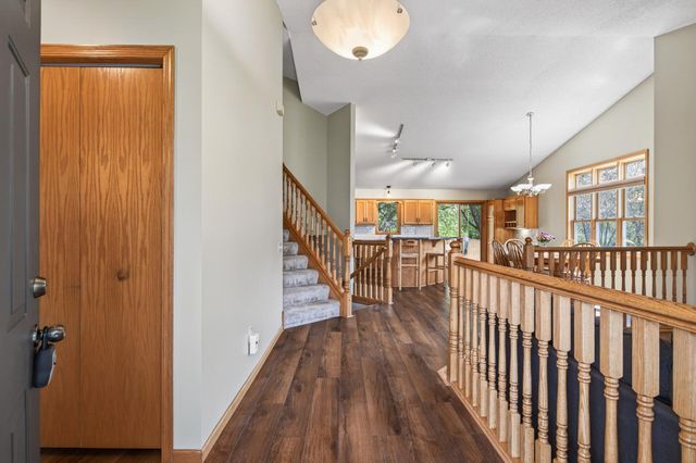 25955 Glen Oak Drive, Wyoming, MN 55092