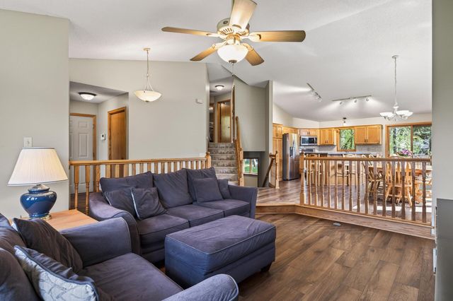 25955 Glen Oak Drive, Wyoming, MN 55092