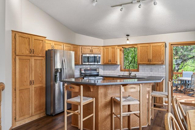 25955 Glen Oak Drive, Wyoming, MN 55092