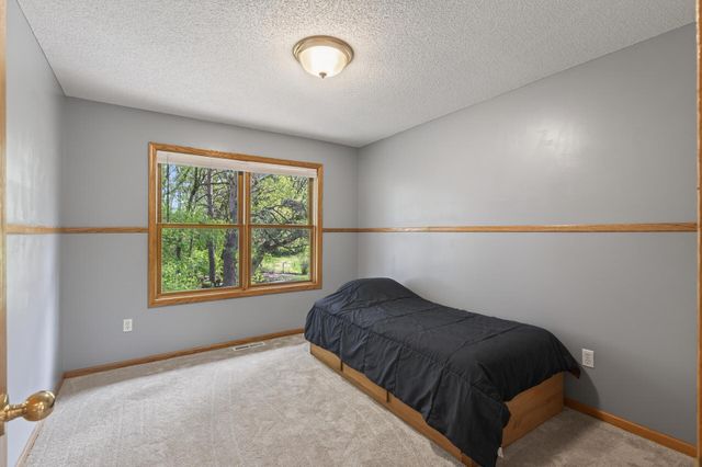 25955 Glen Oak Drive, Wyoming, MN 55092
