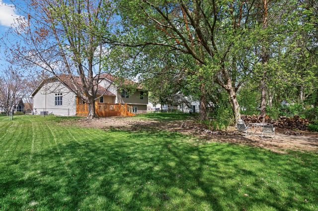 25955 Glen Oak Drive, Wyoming, MN 55092