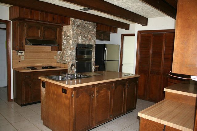 122 WISTERIA DRIVE, Longwood, FL 32779