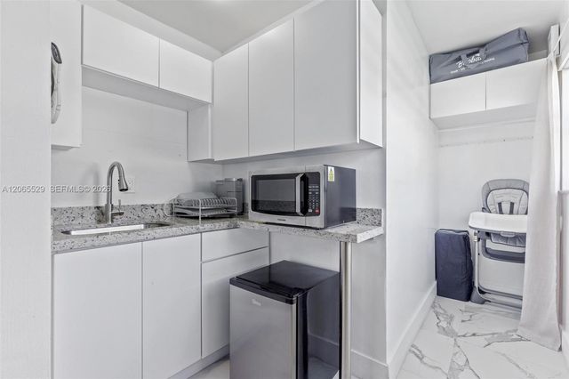 11420 NE 4th Avenue, Miami, FL 33161