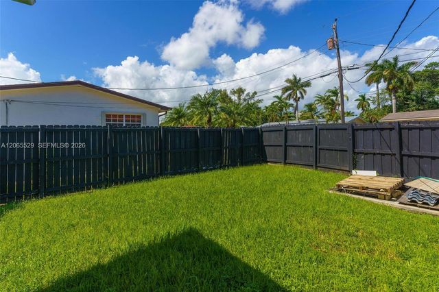 11420 NE 4th Avenue, Miami, FL 33161