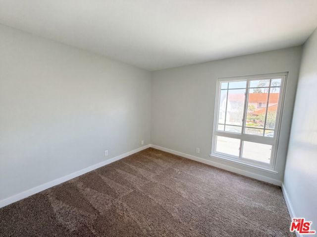 2334 W Chandler Avenue, Santa Ana, CA 92704