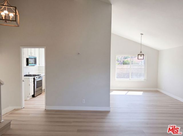 2334 W Chandler Avenue, Santa Ana, CA 92704