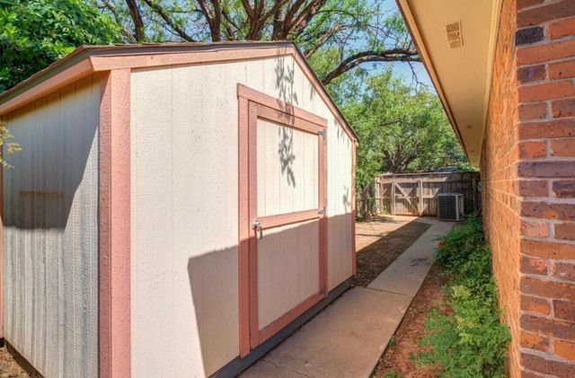 3411 95th Street, Lubbock, TX 79423