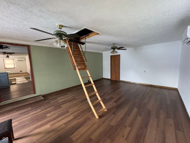 7982 E County Road 200 S, Greensburg, IN 47240