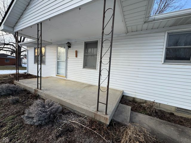 7982 E County Road 200 S, Greensburg, IN 47240