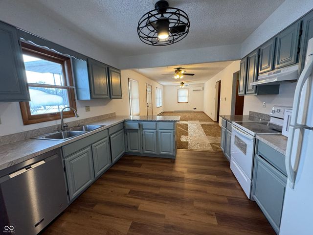 7982 E County Road 200 S, Greensburg, IN 47240