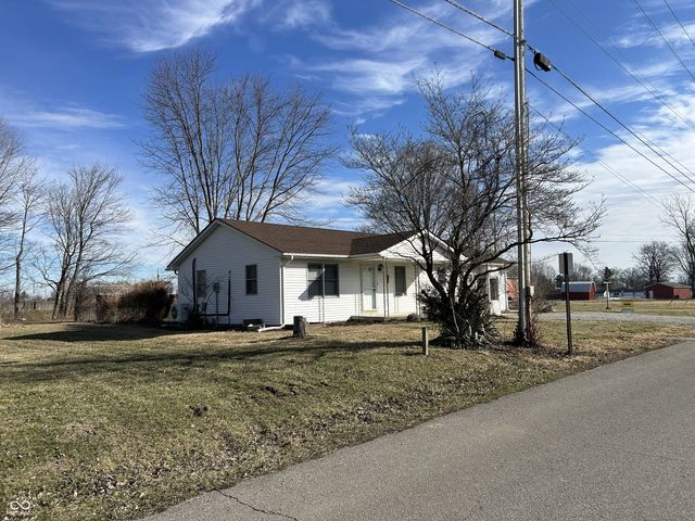 7982 E County Road 200 S, Greensburg, IN 47240