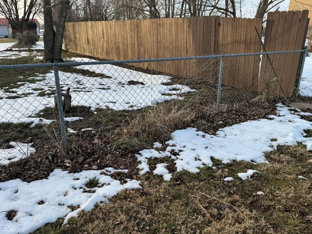 7982 E County Road 200 S, Greensburg, IN 47240