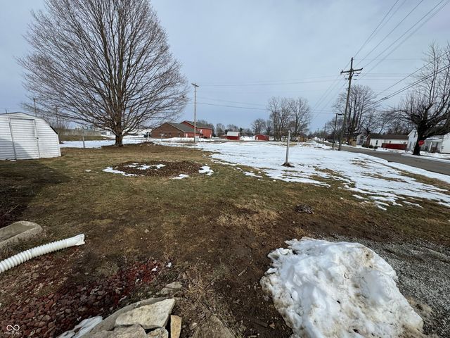 7982 E County Road 200 S, Greensburg, IN 47240