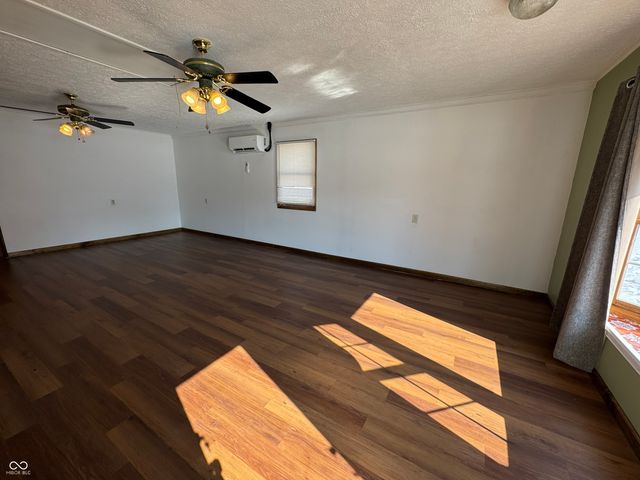 7982 E County Road 200 S, Greensburg, IN 47240