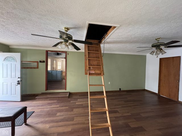 7982 E County Road 200 S, Greensburg, IN 47240