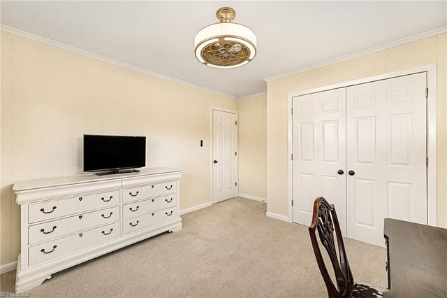 913 Alice Drive, Thomasville, NC 27360