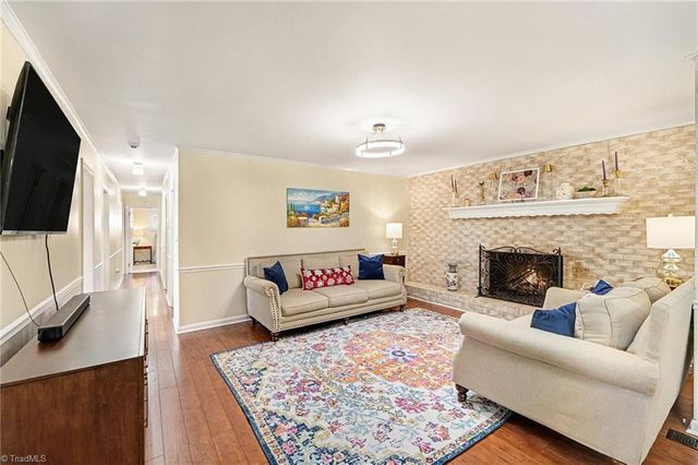 913 Alice Drive, Thomasville, NC 27360