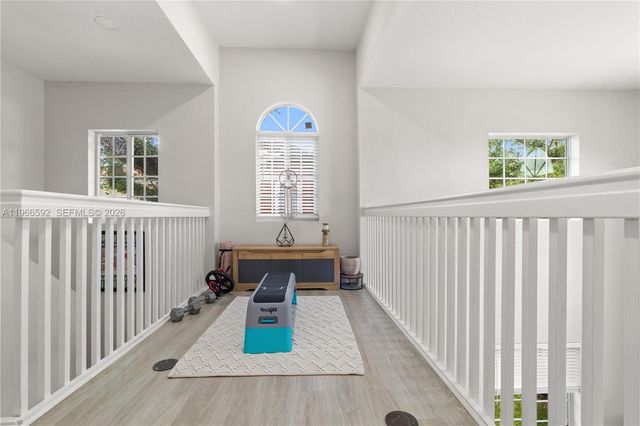 5343 SW 40th Ave, Dania Beach, FL 33314