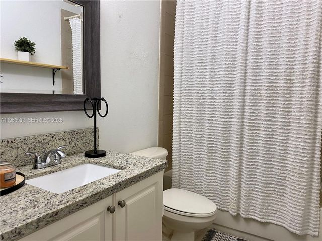 5343 SW 40th Ave, Dania Beach, FL 33314