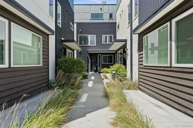 3181 Lawrence Street, Denver, CO 80205