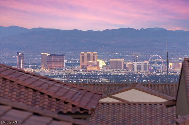 194 Harris Peak Street, Las Vegas, NV 89138