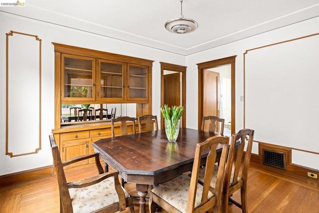 546 North Street, Oakland, CA 94609