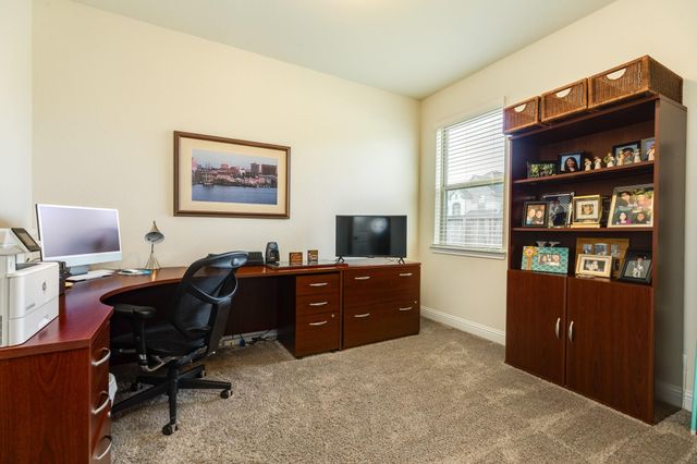 2329 Vineyard Terrace Lane, League City, TX 77573