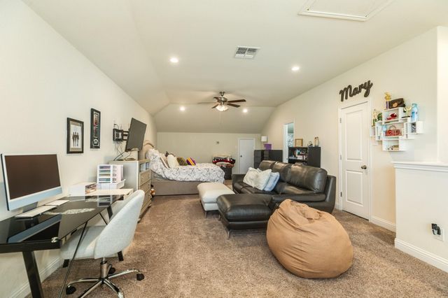 2329 Vineyard Terrace Lane, League City, TX 77573